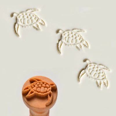 MKM MEDIUM STAMP - SEA TURTLE (SCM-216)