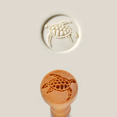 MKM MEDIUM STAMP - SEA TURTLE (SCM-215)