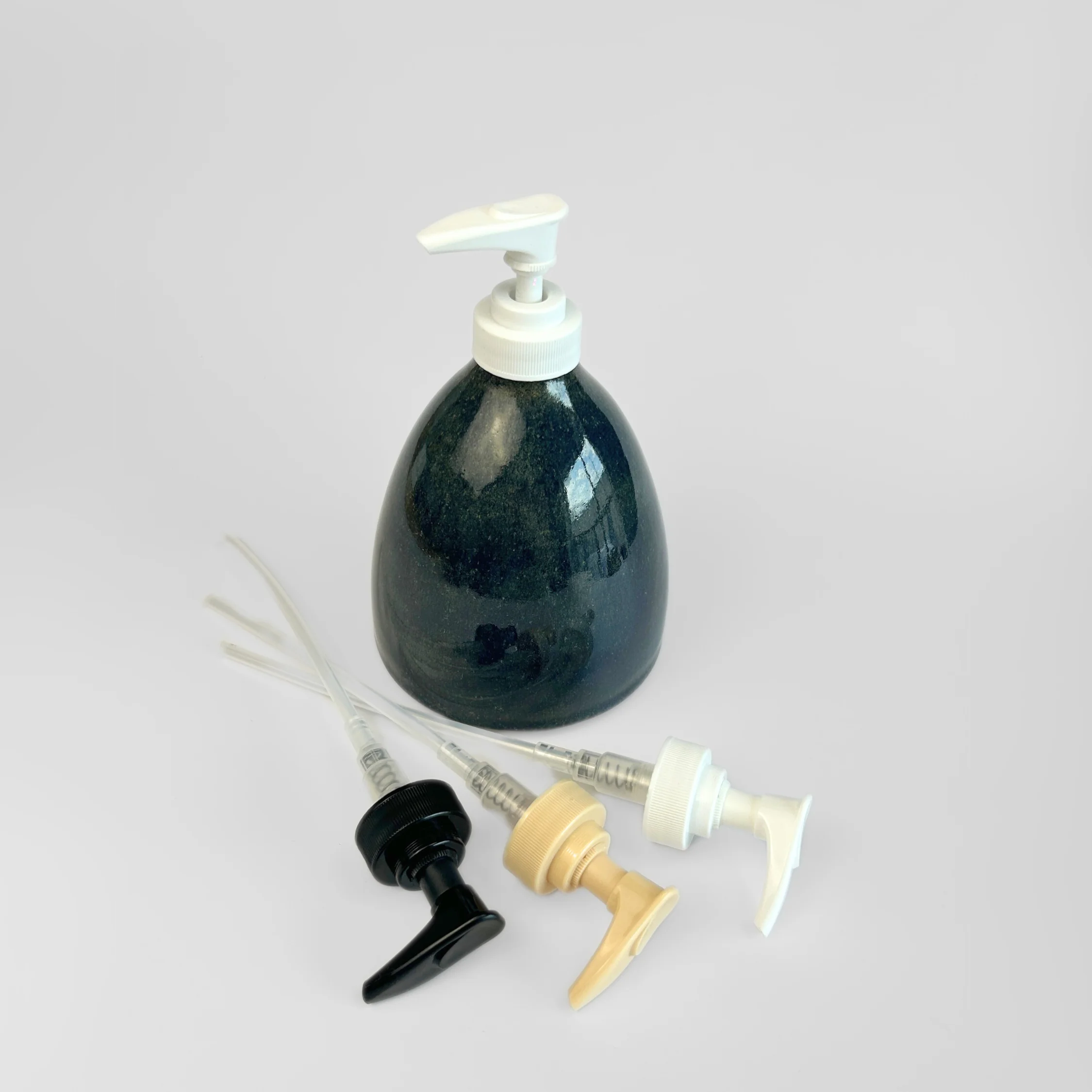 SOAP DISPENSER WITHOUT COLLAR - Image 5